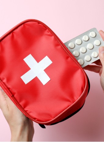 Аптечка для дома и офиса: обязательный список медицинских изделий