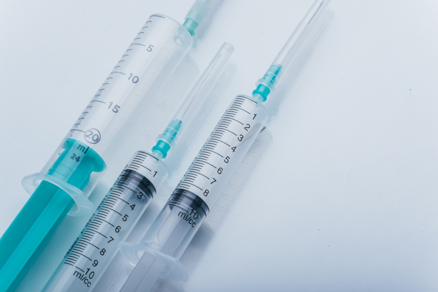 Маркировка шприцев с 1 июня 2026 года: производители расходников начинают подготовку к «Честному знаку»